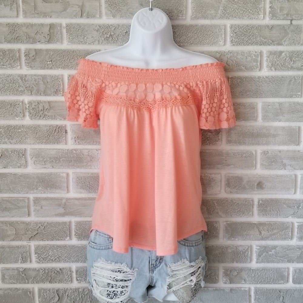 off the shoulder Tee